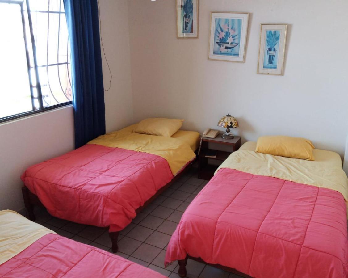 Hostal Iberia Talara Eksteriør billede